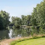بيت للعطل 4 Bedroom Gorgeous In