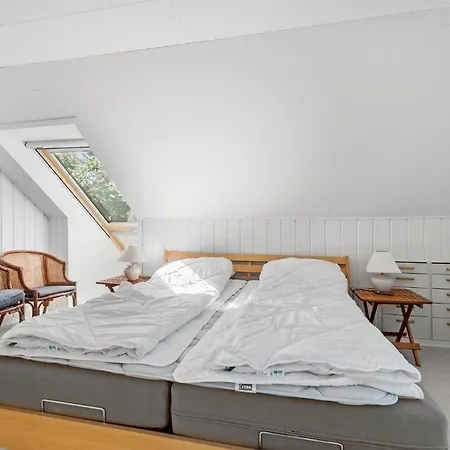 4 Bedroom Gorgeous In بيت للعطل فاردي